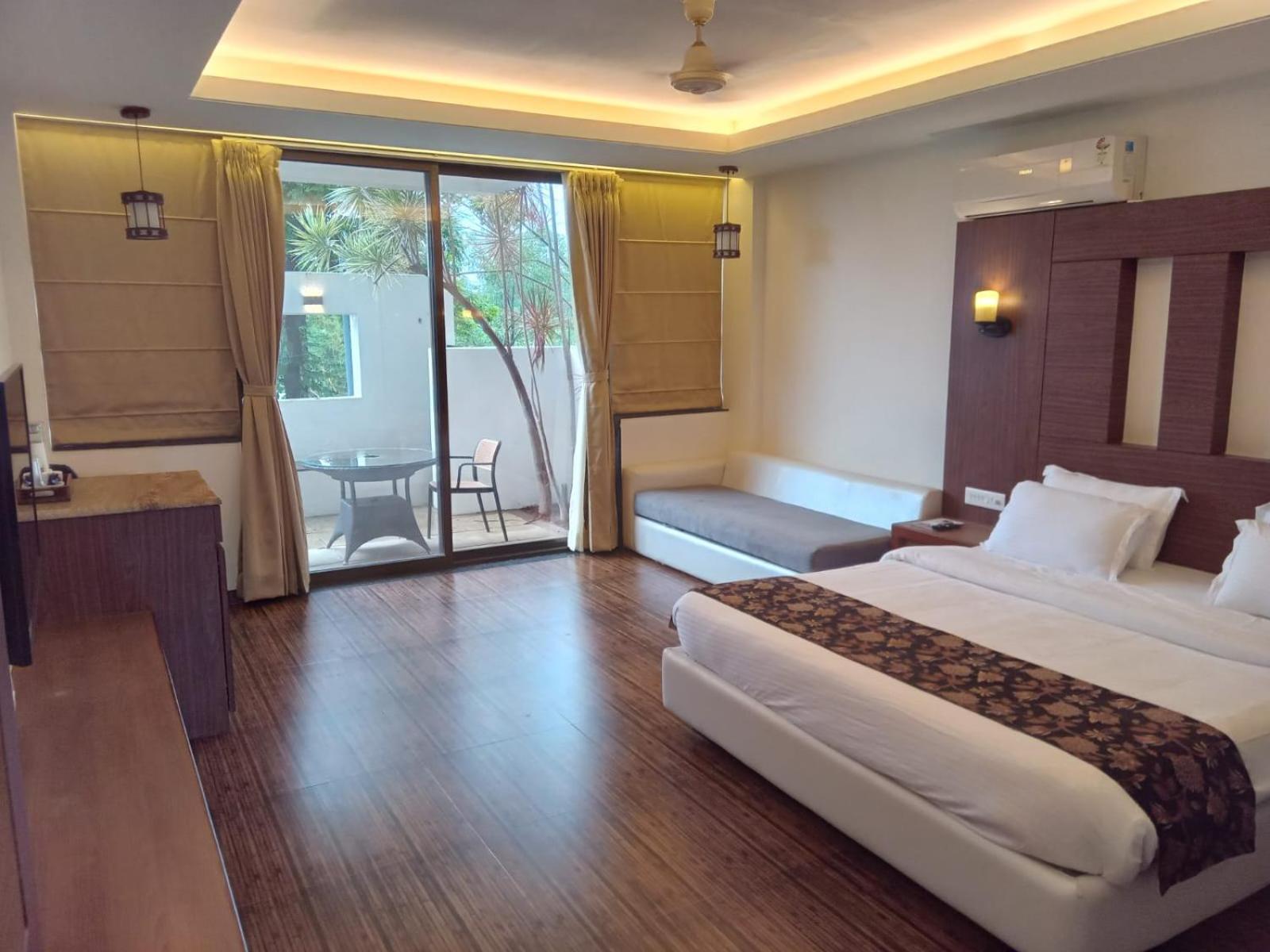 Отель Energise Soul Retreat Trimbakeshwar Nashik Экстерьер фото