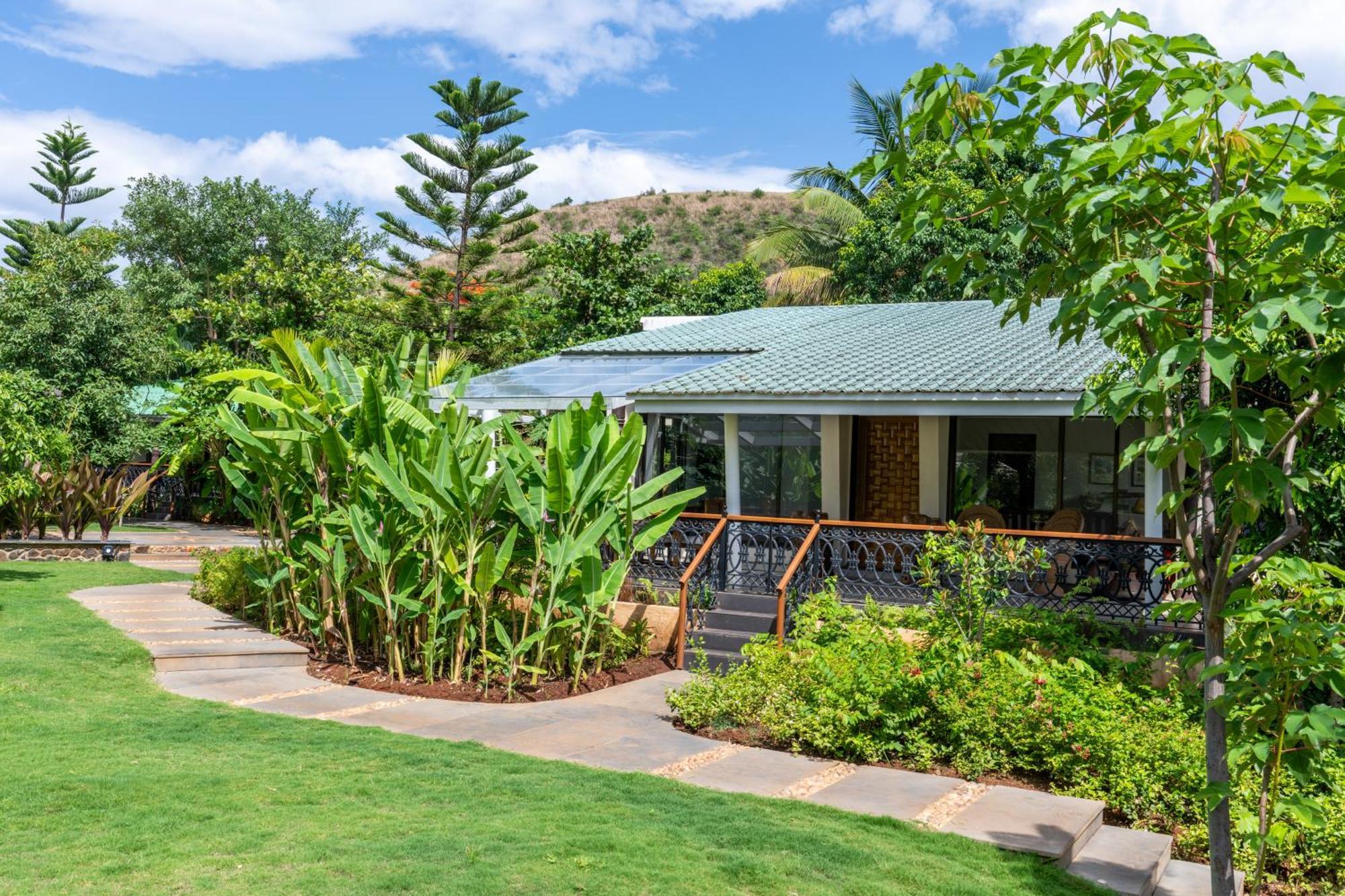 Отель Energise Soul Retreat Trimbakeshwar Nashik Экстерьер фото