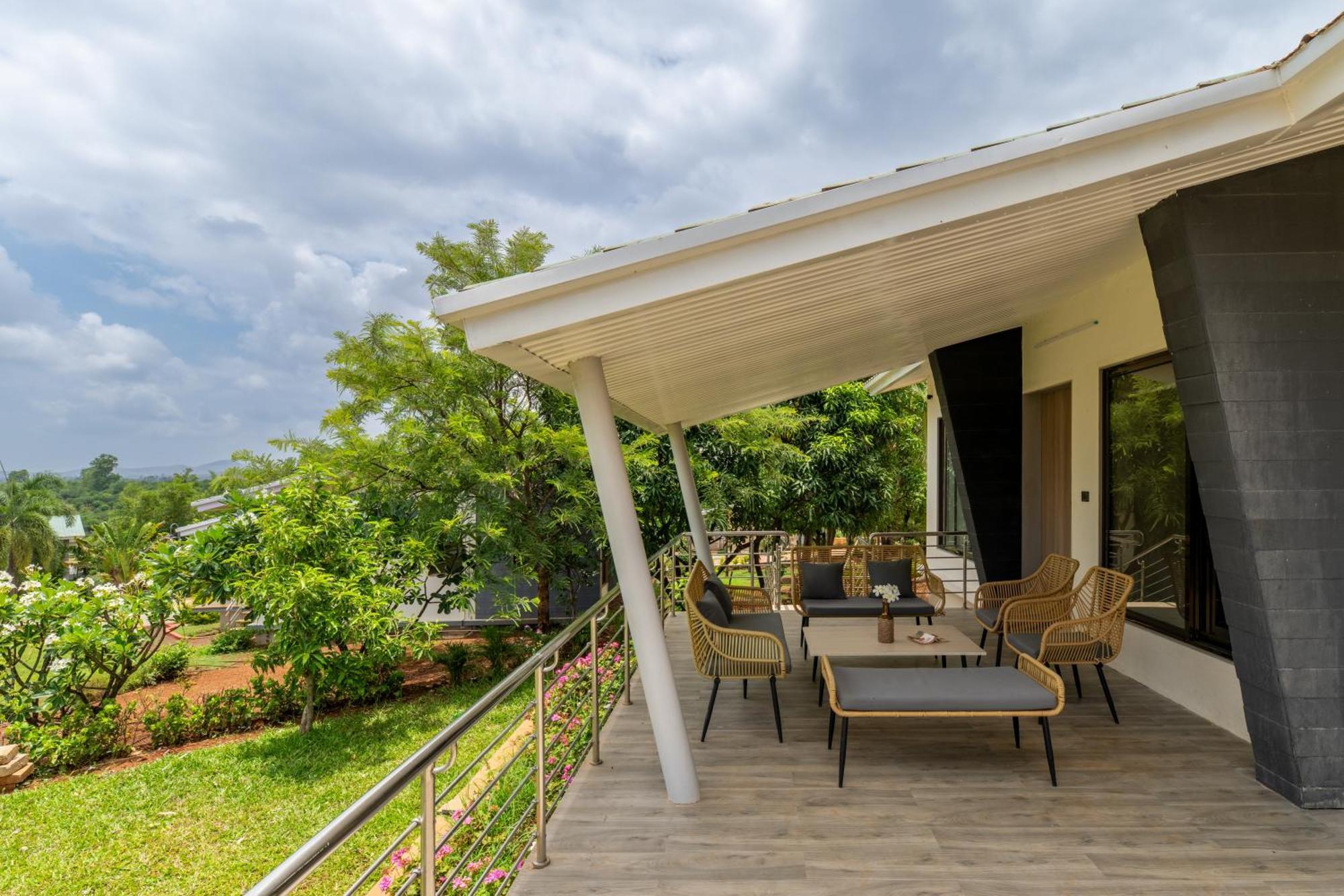Отель Energise Soul Retreat Trimbakeshwar Nashik Экстерьер фото